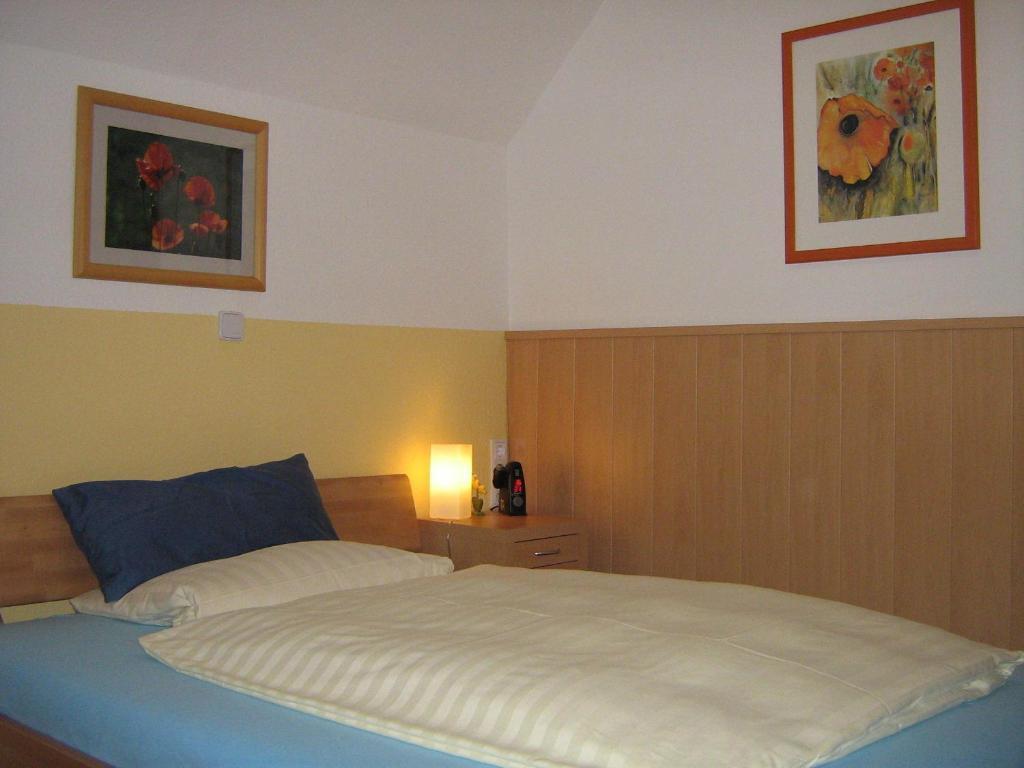 Gasthaus Laubacher Wald Laubach  Rum bild